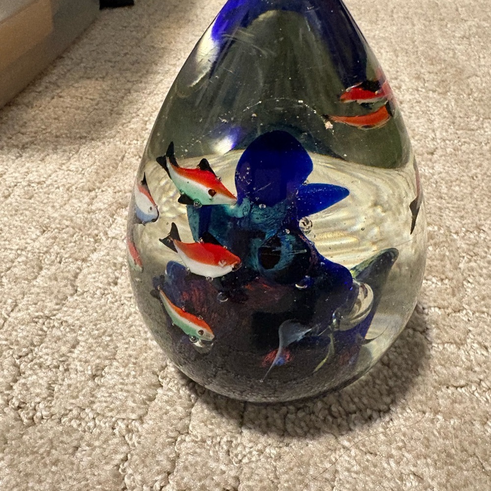 Paperweight Fish And Coral Under The Sea Aquarium Art Glass Murano Style - Picture 2 of 14